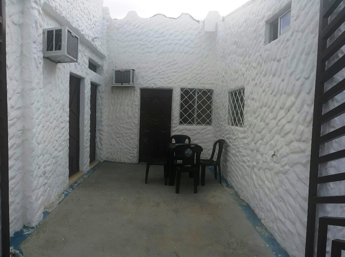 Bluebeach Salinas  Exterior photo
